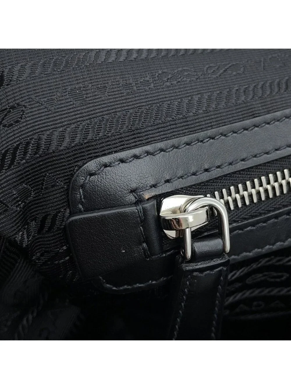 Prada Shoulder Bag Triangle Logo Vitello Daino Leather Black